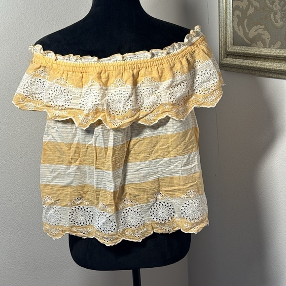 American Eagle Outfitters eyelet off the shoulder stripes 100% cotton Sz S top - Picture 4 of 7